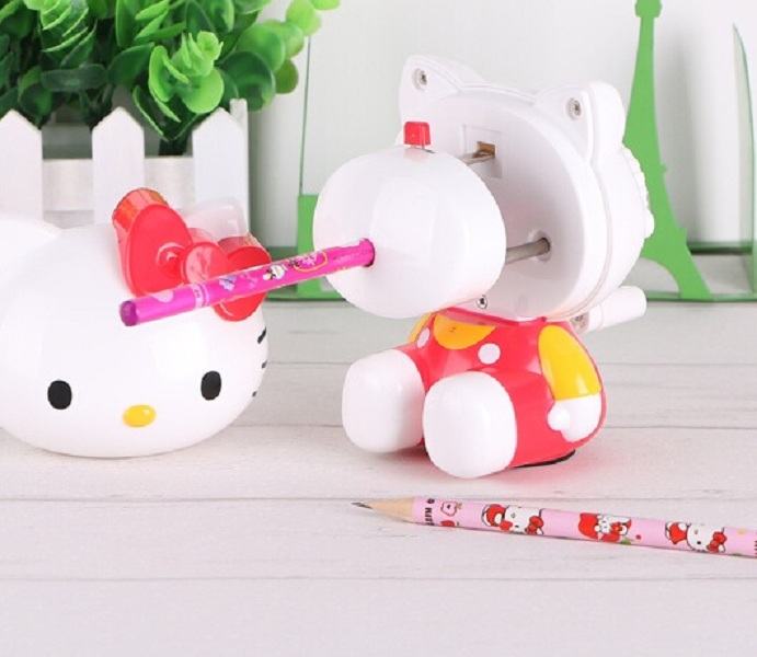 Chuốt chì quay tay Hello Kitty KT9502- Màu ngẫu nhên