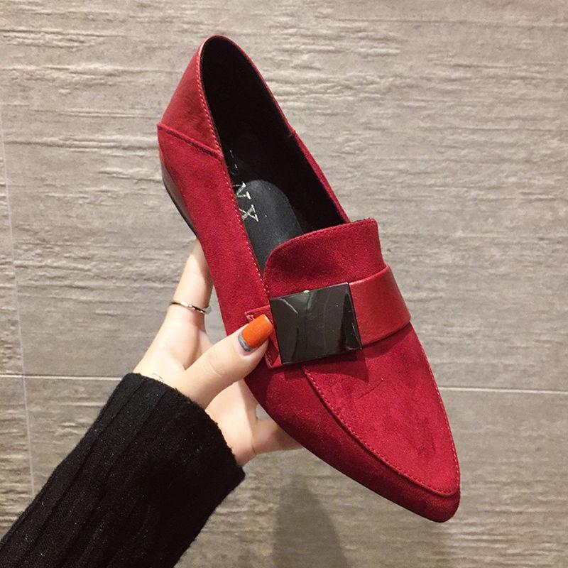 The new Korean suede shoes in spring, ins, wear black vintage British shoes with pointed heels