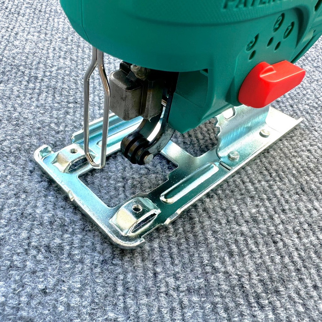 Máy cưa lọng dùng pin Lithium 20V TOTAL TJSLI6508 KHÔNG KÈM PIN SẠC