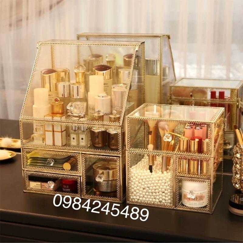 Tủ đựng mỹ phẩm cao cấp viền kim loại