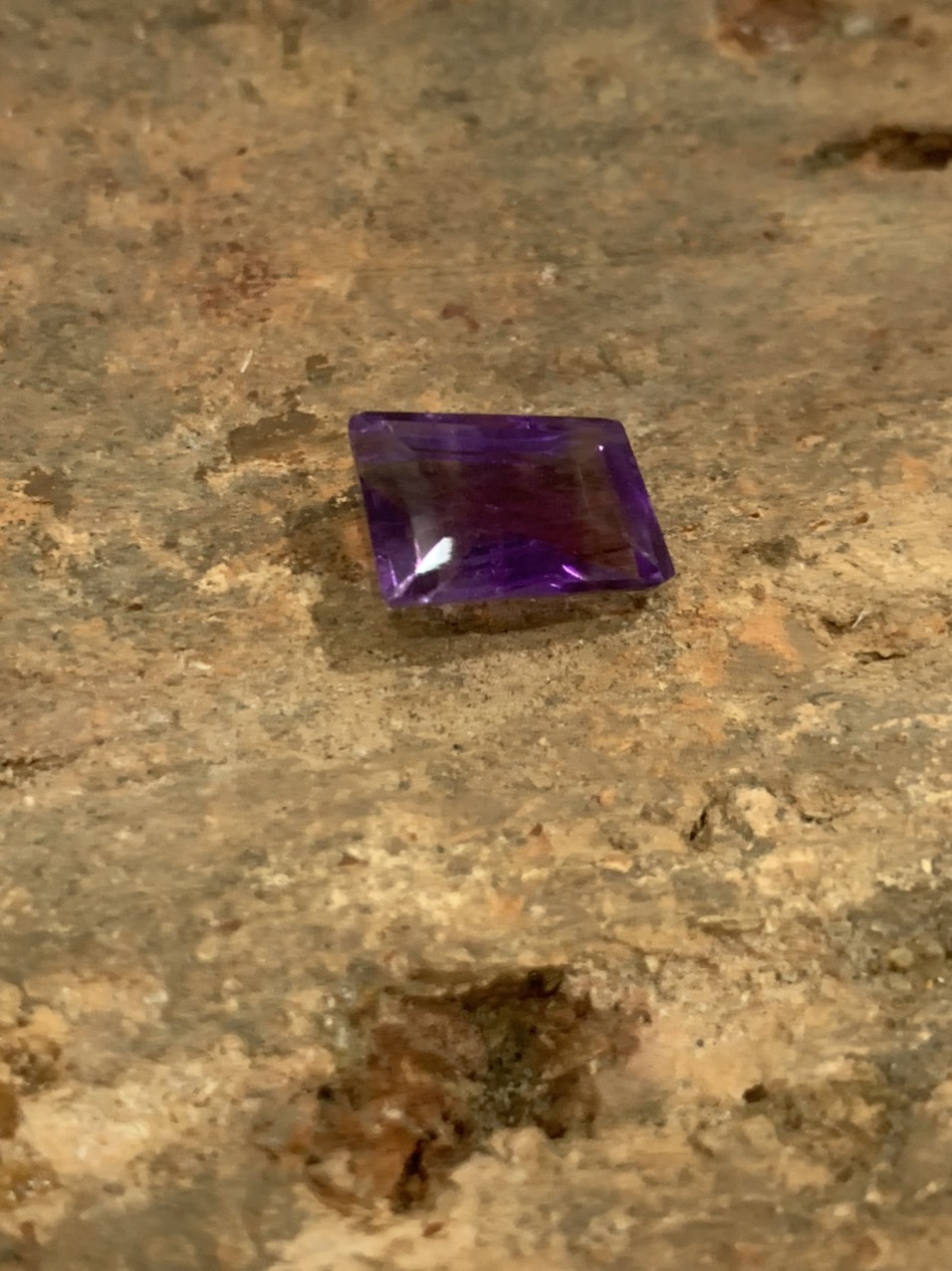 Viên đá thạch anh tím (Amethyst) thiên nhiên_HA-G000488