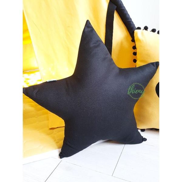 Gối Batman Người Dơi cho bé đẹp cao cấp 100% cotton Gối đã nhồi bông viền pompom Chất liệu an toàn cho bé Ảnh shop chụp