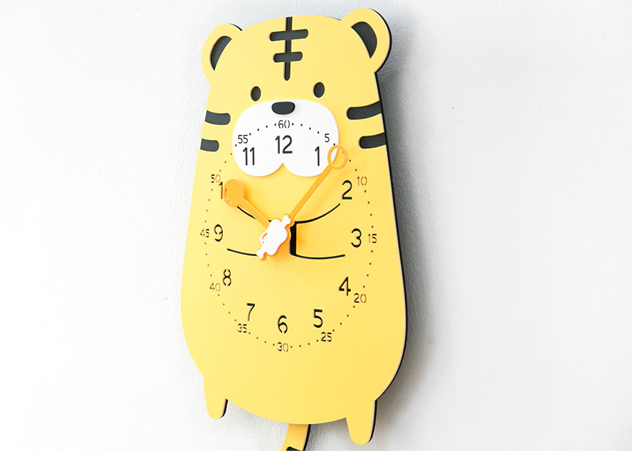 Đồng hồ treo tương, đồng hồ treo tường trang trí nhà cửa decor phòng con Hổ - Tiger wall clock