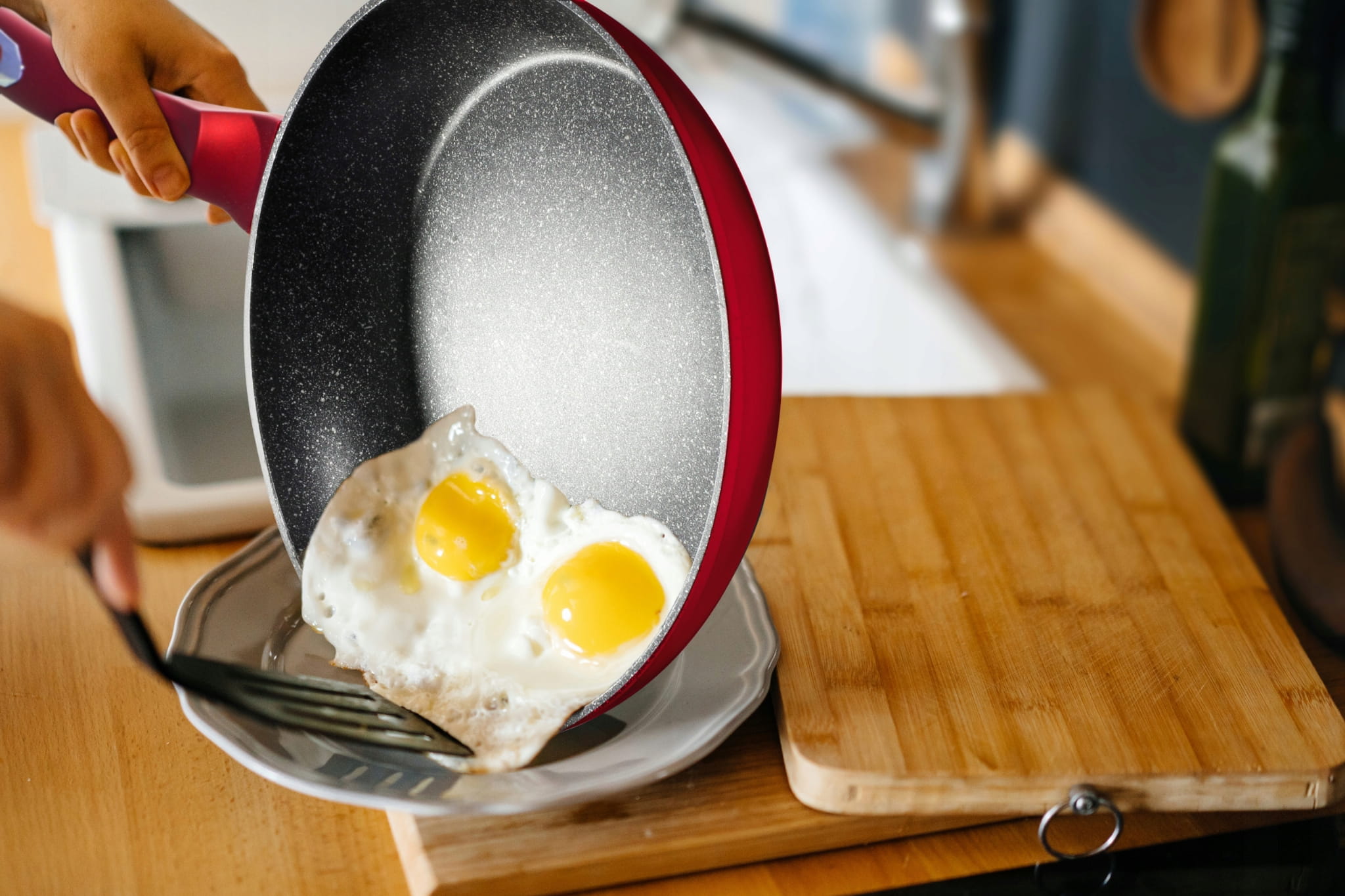 Chảo rán Berlinger Haus BH/1251N 20cm - màu đỏ Hàng chính hãng