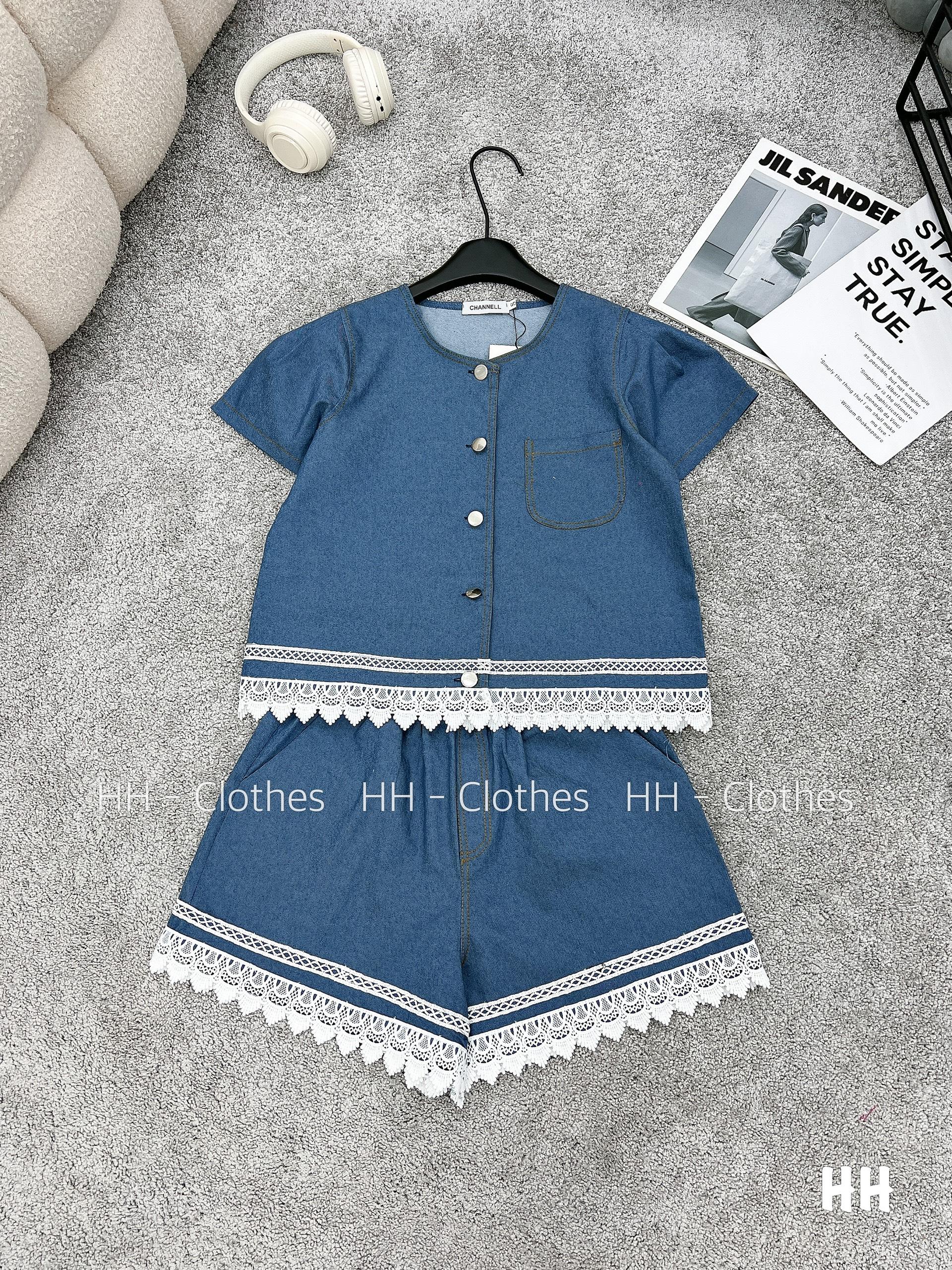 SET ĐI CHƠI, SET 2 MÓN , ÁO KIỂU BÒ CỔ TRÒN HÀNG NÚT GIỮA PHỐI QUẦN ĐÙI VIỀN REN CỰC HOT