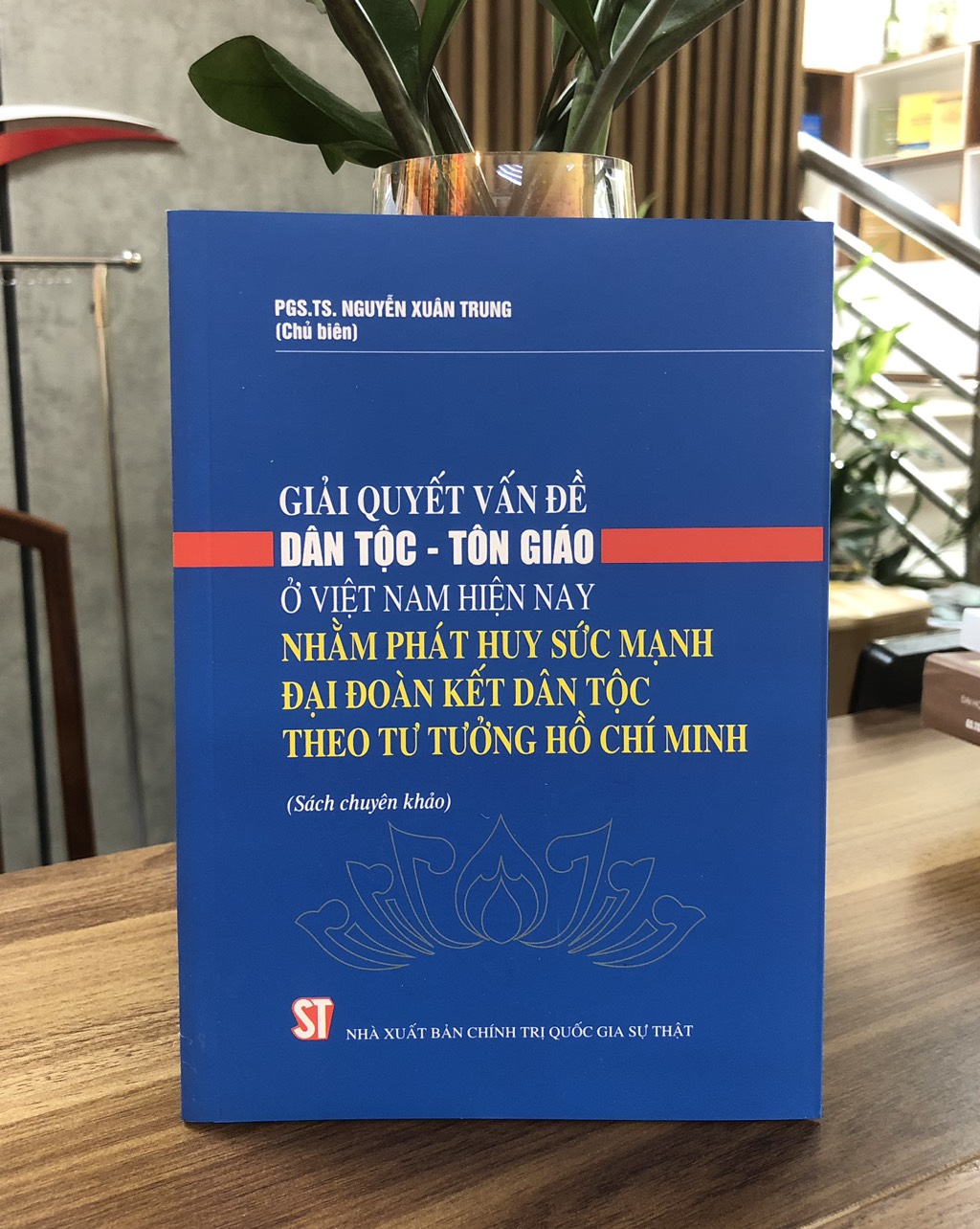 Giải quyết vấn đề dân tộc - tôn giáo ở Việt Nam hiện nay nhằm phát huy sức mạnh đại đoàn kết dân tộc theo tư tưởng Hồ Chí Minh