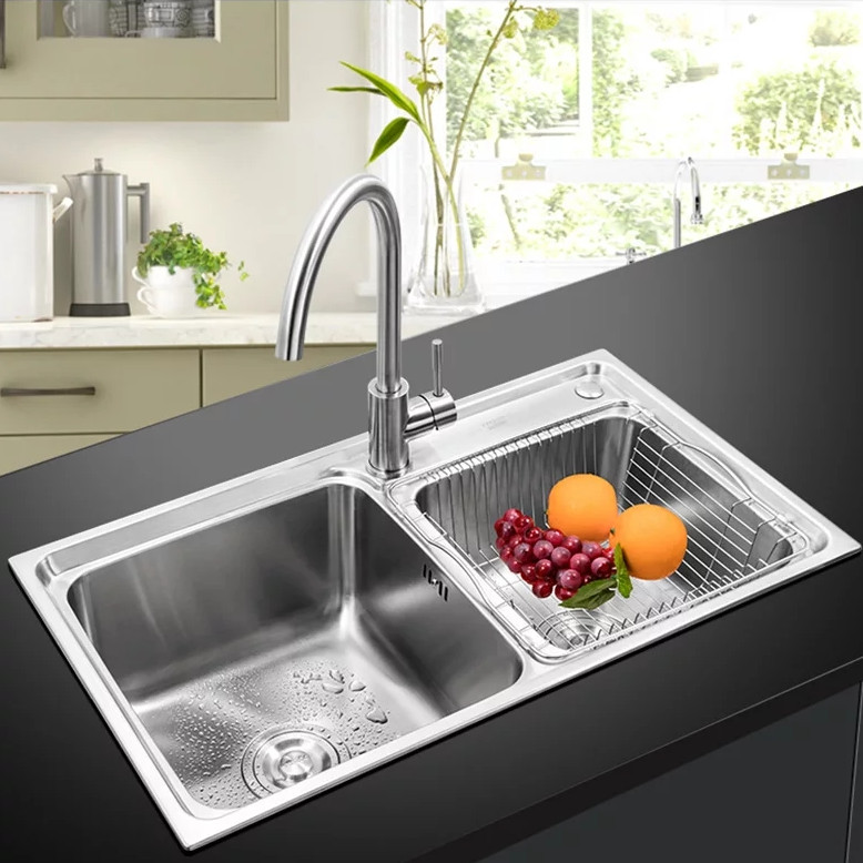 Vòi rửa bát inox 304 bóng gương