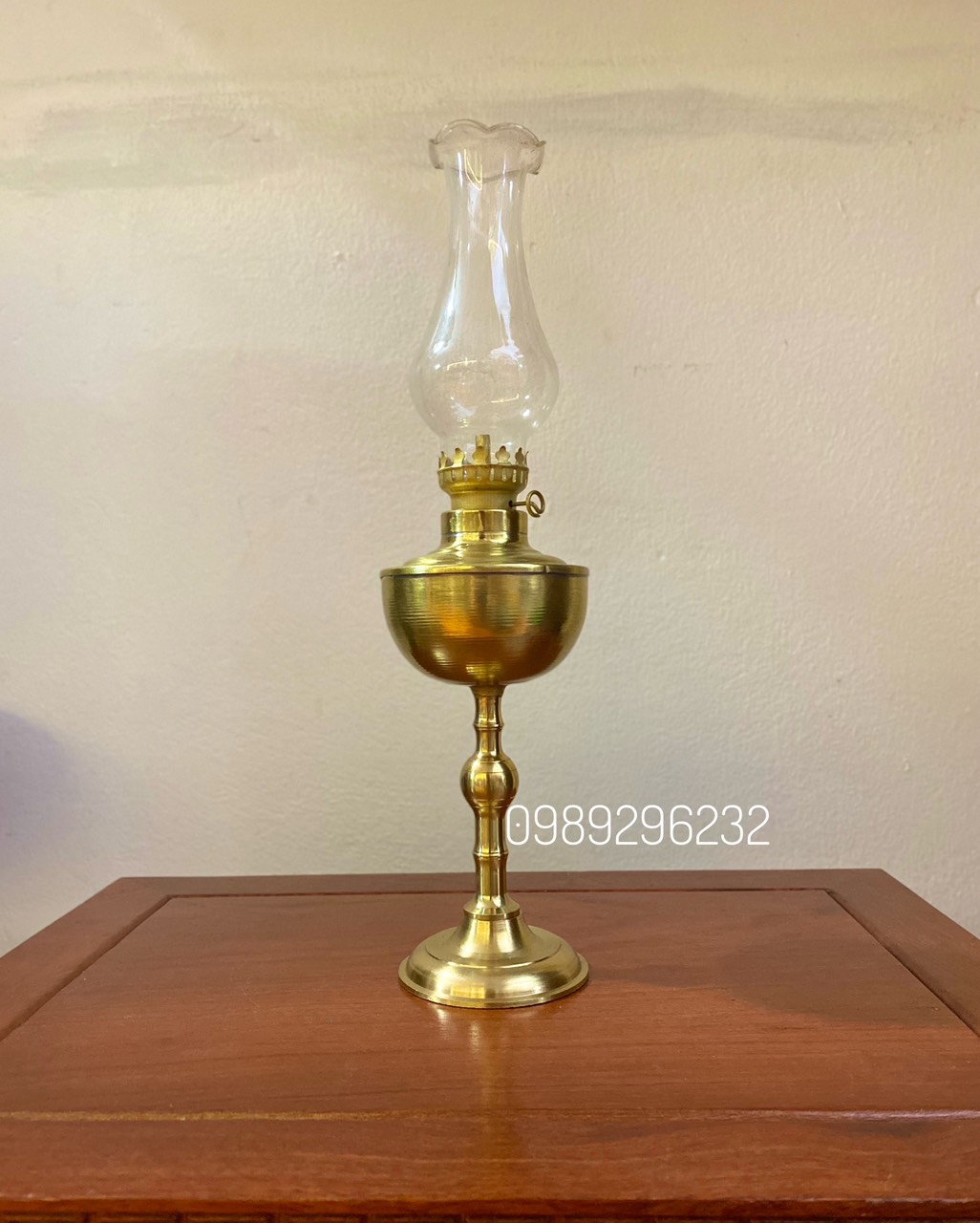Đèn dầu đồng vàng - đèn thờ linh thiêng