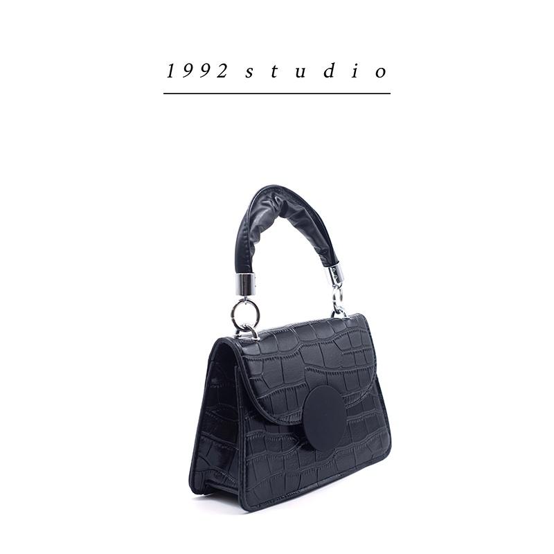 Túi xách nữ/ 1992 s t u d i o/ MELA BAG/ màu đen trắng