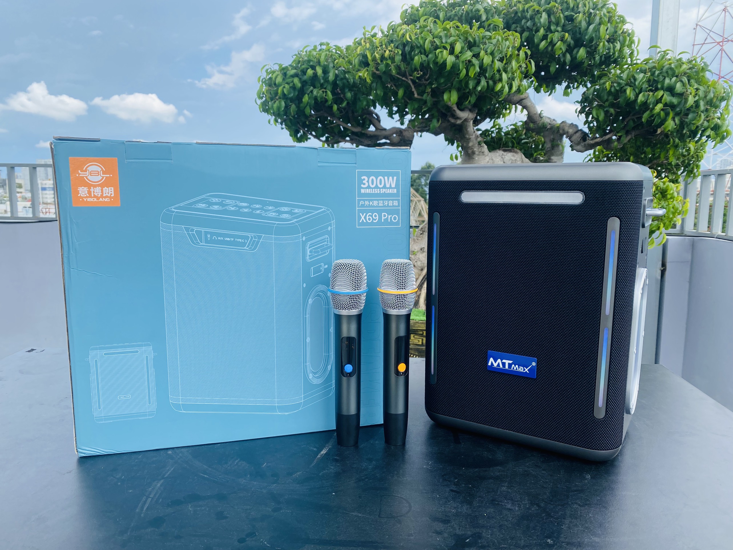 Loa Xách Tay Bluetooth 5.3 MTMAX X69 Pro, Công Suất 300W Mạnh Mẽ, Cho Âm Thanh Sống Động, Chân Thật, Tích Hợp Công Nghệ Chống Nước IPX6, DSP Cho Âm Thanh Chuẩn, Thích Hợp Giải Trí Gia Đình, Hàng Chính Hãng