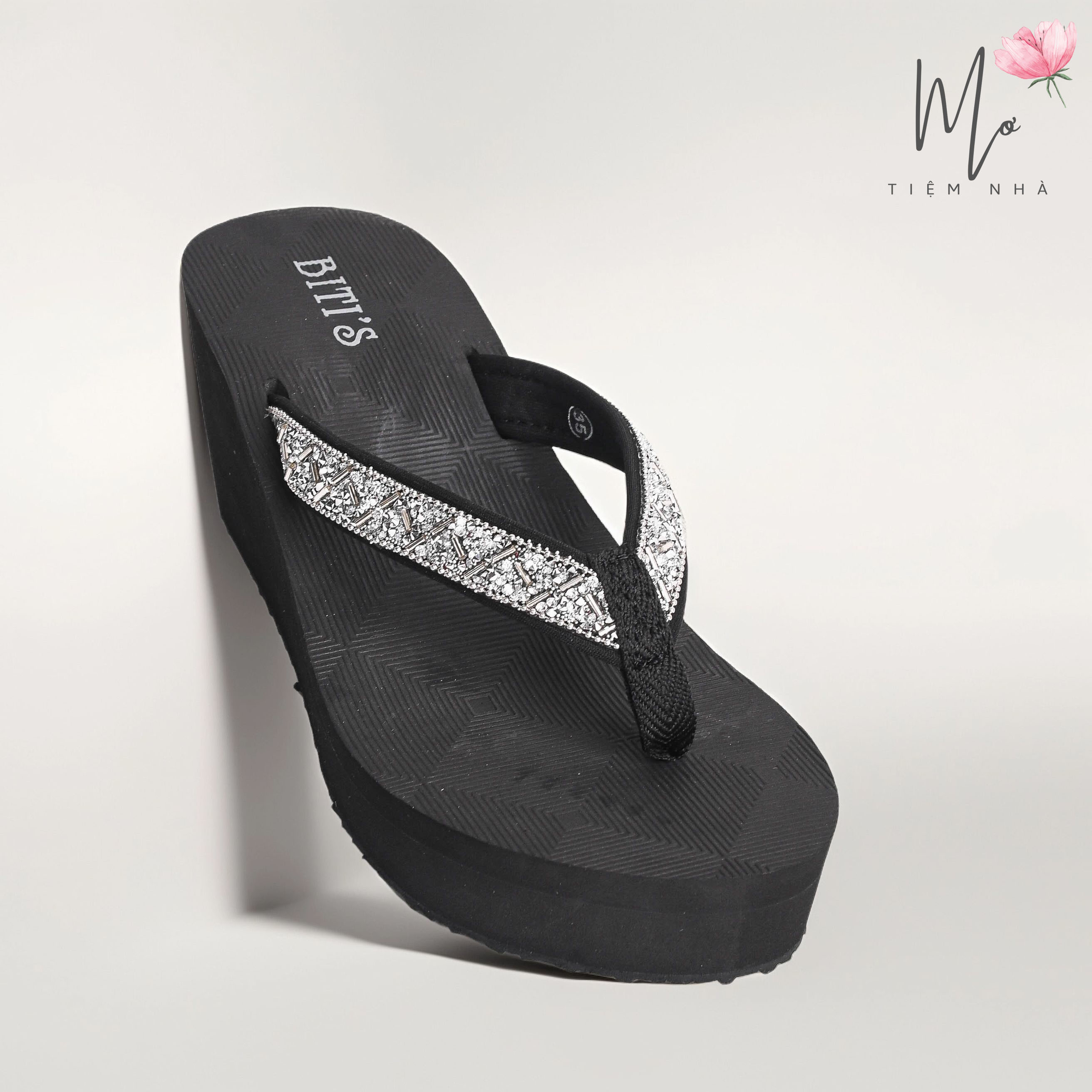 Dép quai kẹp Biti's nữ (35-39)