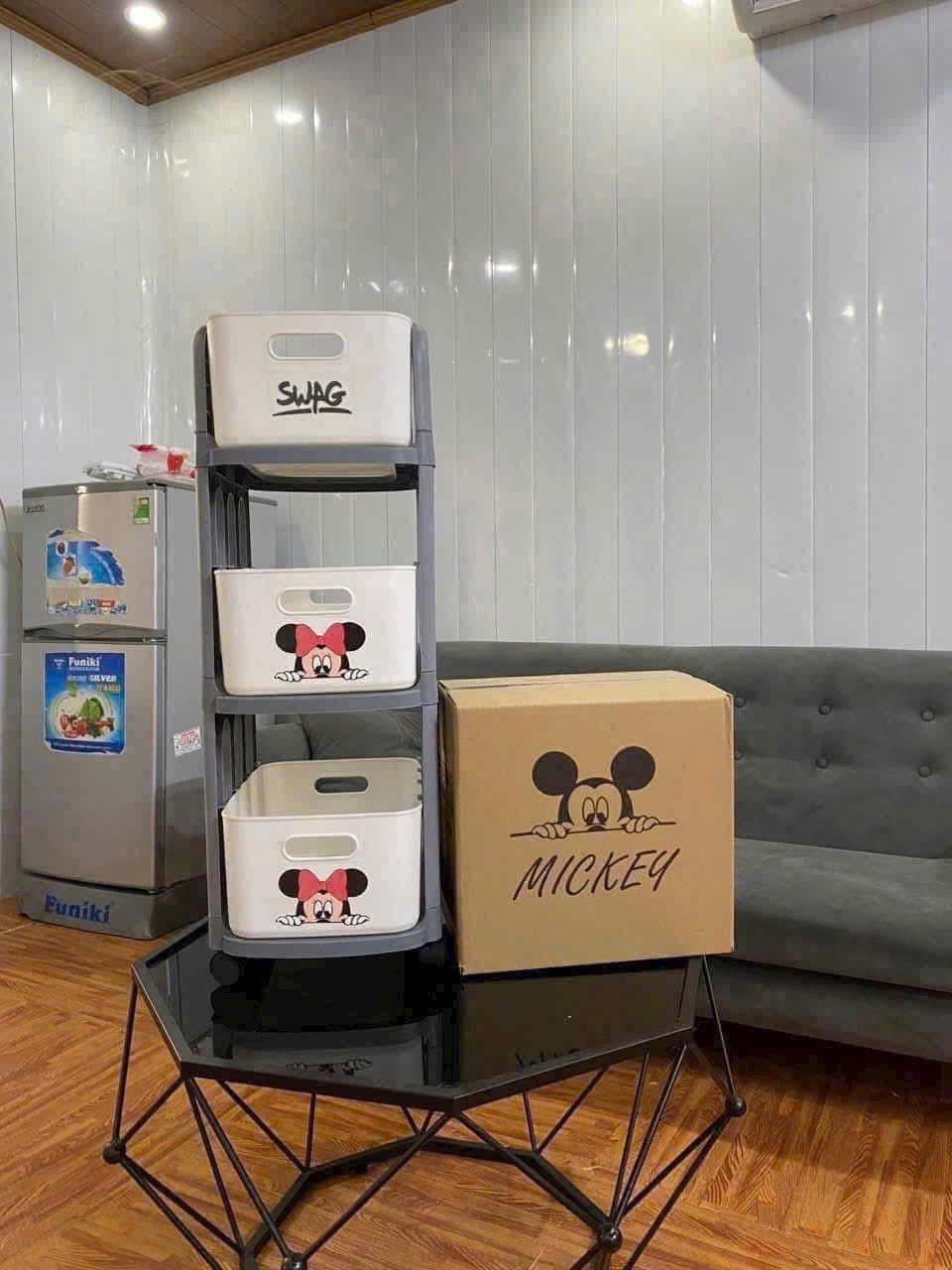 Kệ Nhựa Để Đồ 3 Tầng Mickey Có Bánh Xe Đa Năng Tiện Lợi Và Thông Minh