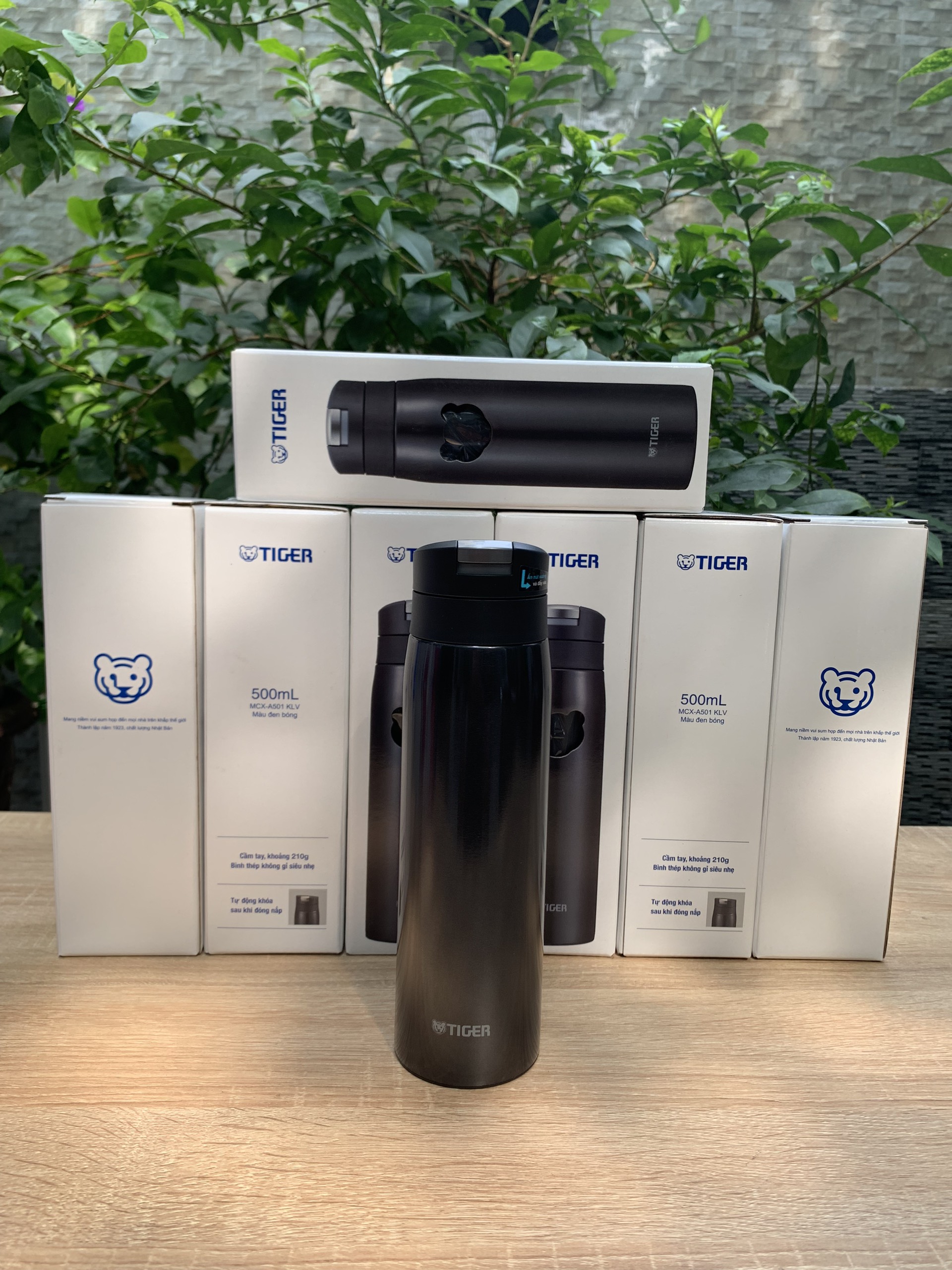 Bình giữ nhiệt Tiger MCX-A501 500ml màu Đen - Hàng chính hãng