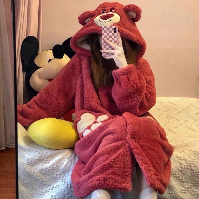 Bộ Đồ Ngủ Nhung San Hô Dày Dặn Giữ Ấm Mùa Thu Đông Họa Tiết Gấu Dâu