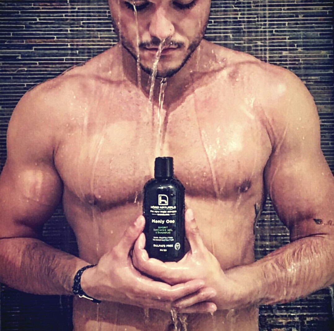 Sữa rửa mặt + kem cạo râu 2 trong 1 hữu cơ dành cho nam Homo Naturals 70ml