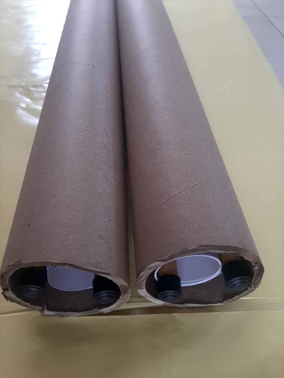 Tranh B.Đồ TG khổ lớn có sẵn sáo và dây treo