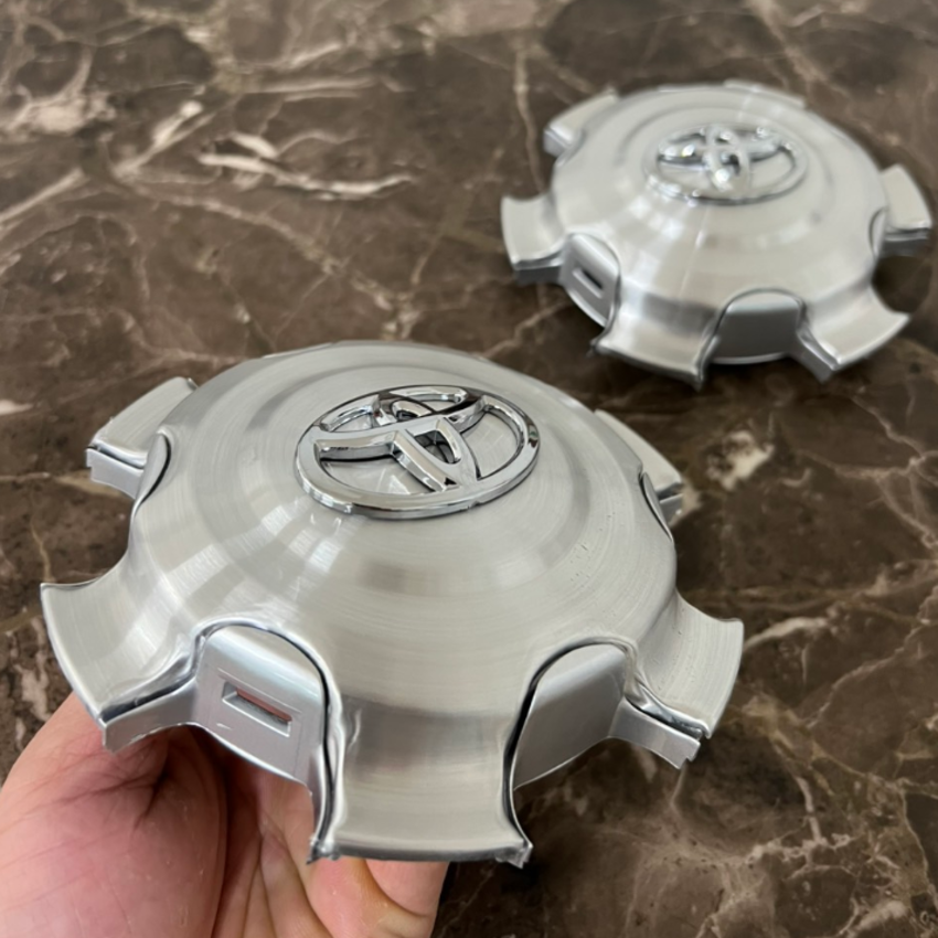 01 chiếc Logo chụp mâm, ốp lazang bánh xe ô tô Toyota FJ-CRUISER đời 2006-2010 mã TY-125