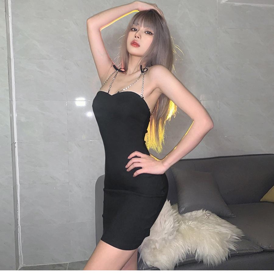 Đầm hai dây ôm body màu đen HDT247