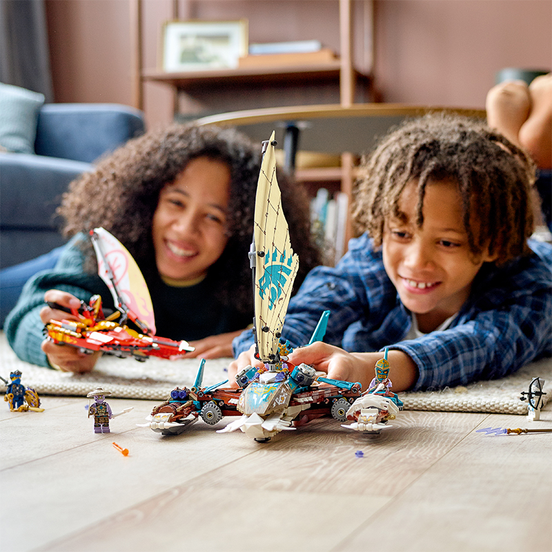 LEGO NINJAGO 71748 Trận Chiến Trên Biển Catamaran
