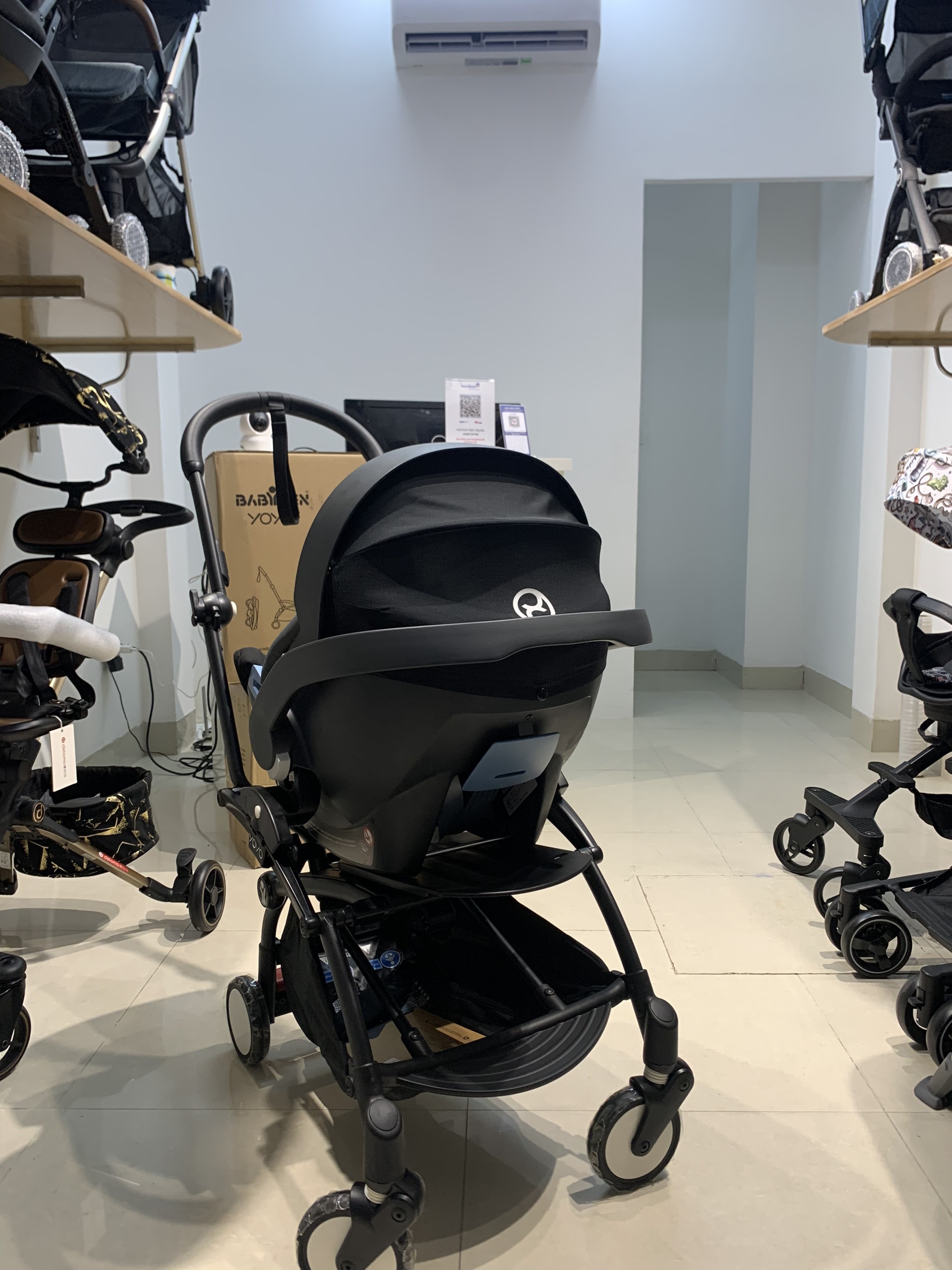 Ghế ngồi ô tô kiêm nôi xách thích hợp với xe đẩy cho bé Cybex Aton Car Seat