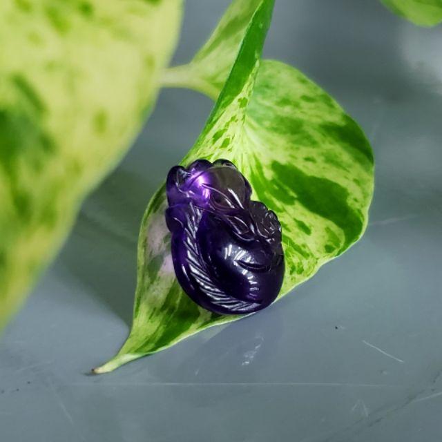 Mặt hồ ly tím đá phong thủy