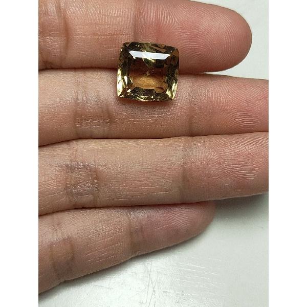 770- hạt SMOKY KHÓI (THIÊN NHIÊN) Lỗi giác mài, mẻ cạnh