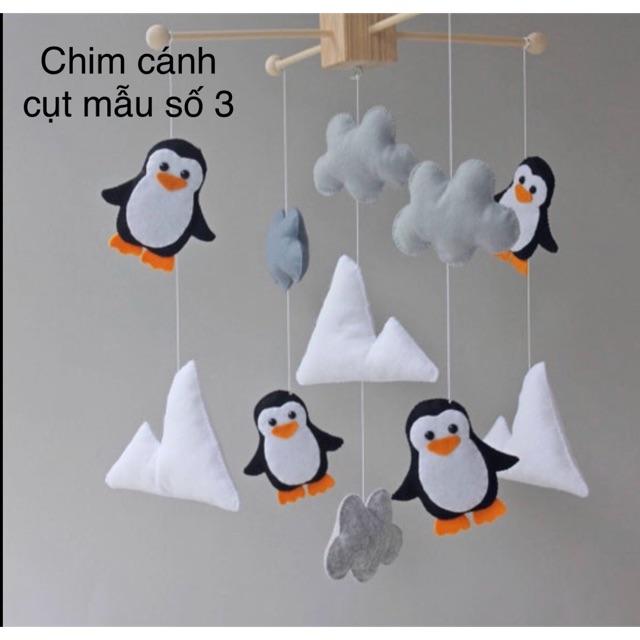 Đồ chơi treo nôi “Cánh cụt đáng yêu”