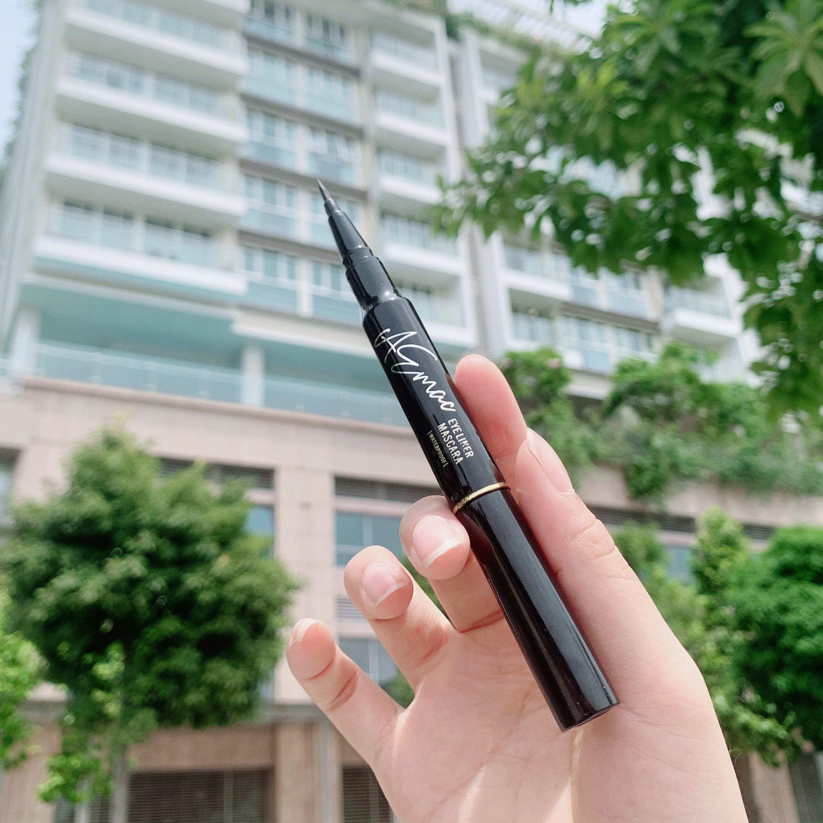 Bút Kẻ Mí Nước Giữ Màu Lâu Chống Nhòe - AEMac Eye Liner