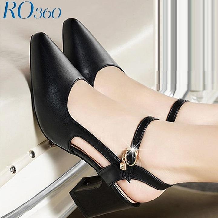 Giày sandal nữ cao gót 6 phân hàng hiệu rosata hai màu đen kem ro360