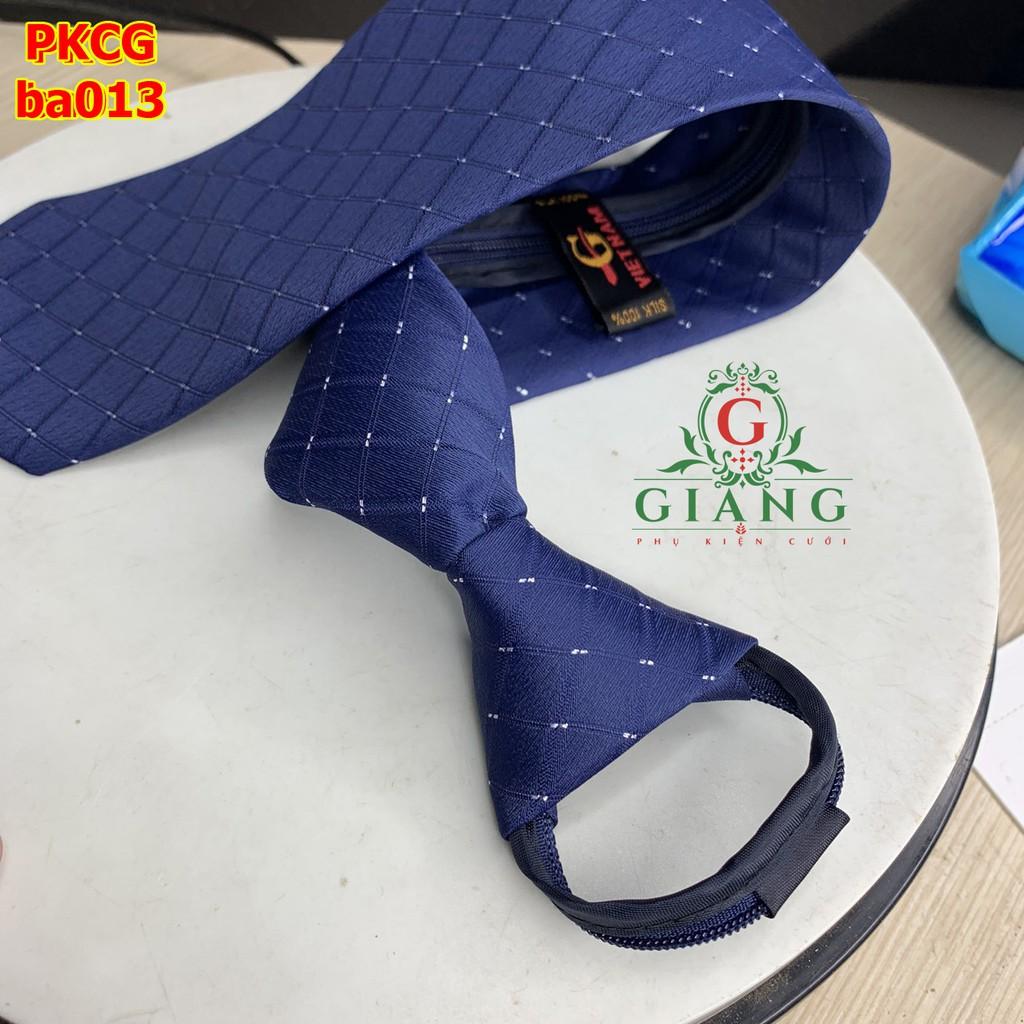 Cà vạt nam kẻ dây kéo thắt sẵn bản 8cm trung niên quà của bố sản xuất mã BA013