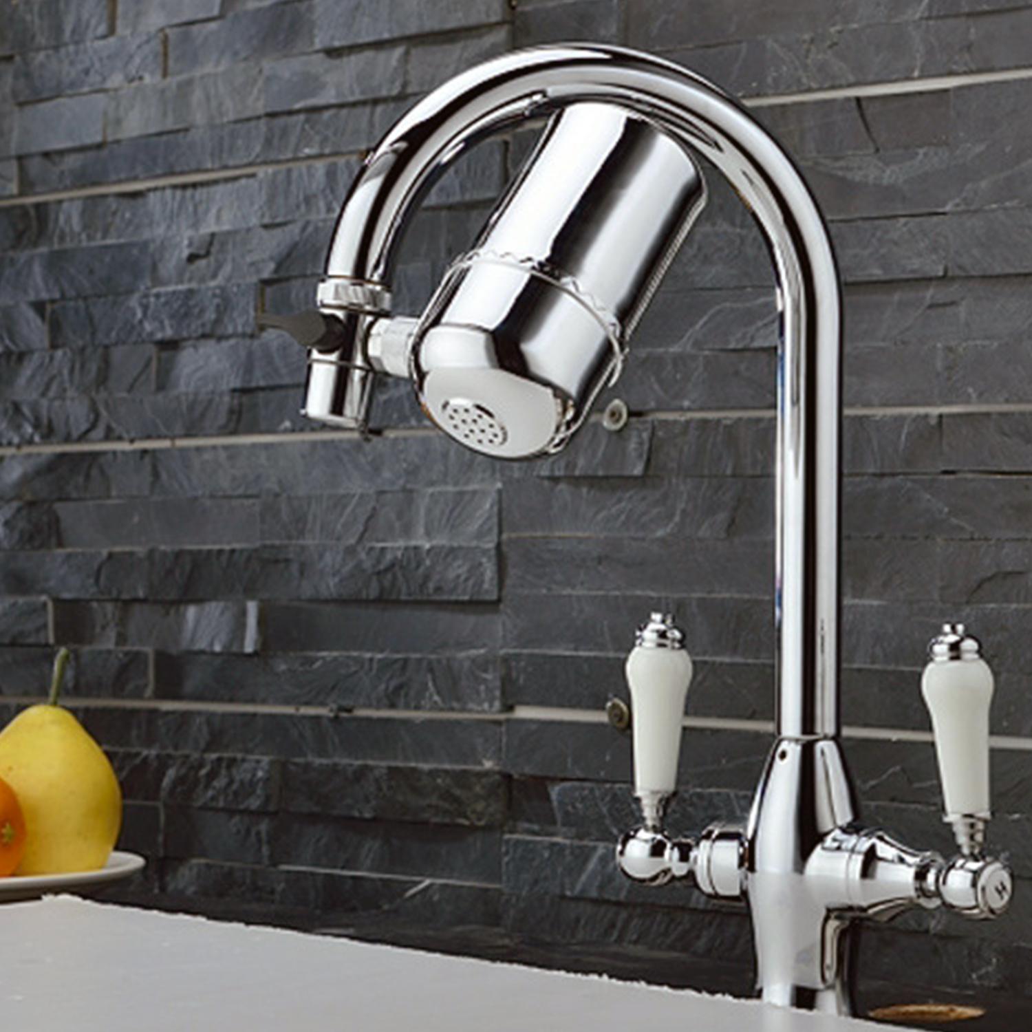 Bộ lọc nước tại vòi bằng chất liệu ABS độ bền cao, chống nứt vỡ, xoay 360 độ loại bỏ nhanh chóng clo, kim loại nặng