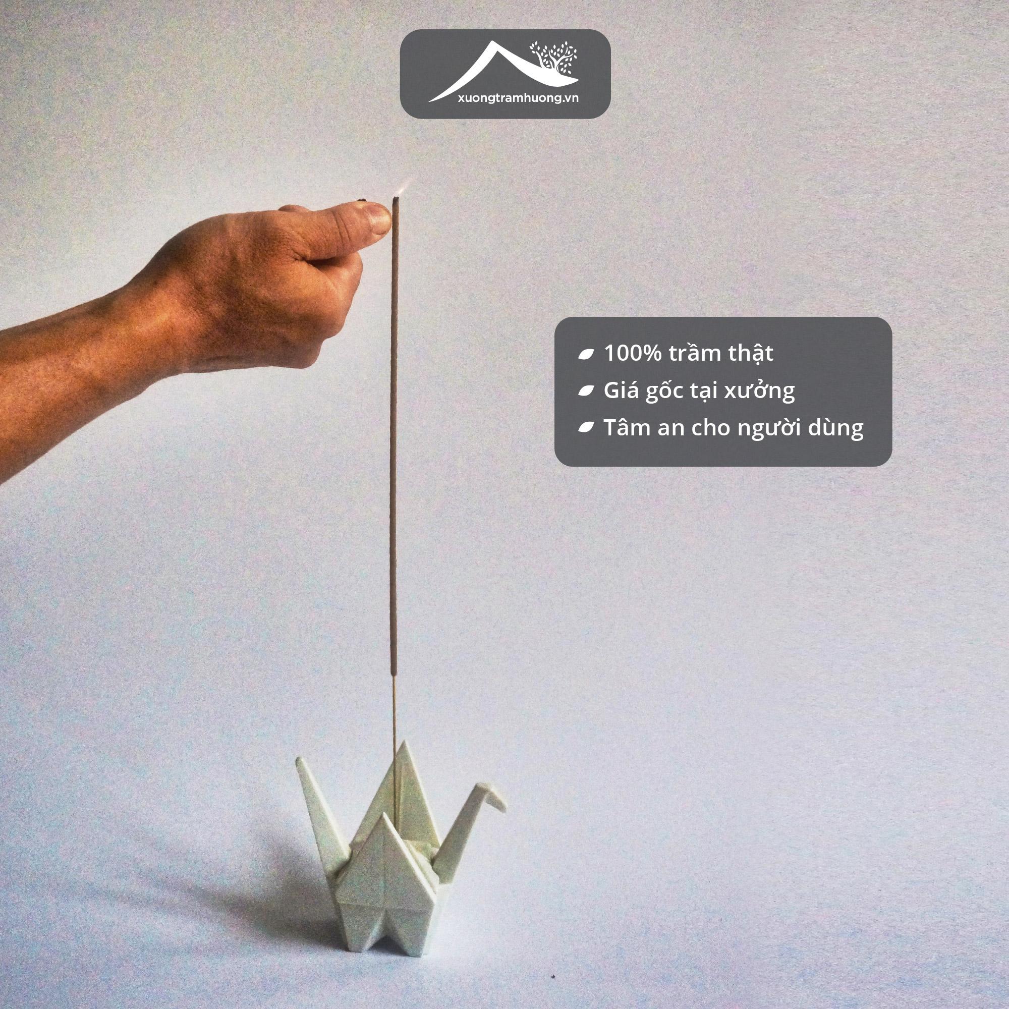 Nhang Trầm Hương Sạch Xưởng Trầm Hương Thơm Dịu An Toàn Hộp 100 Cây Xông Nhà Tẩy Uế