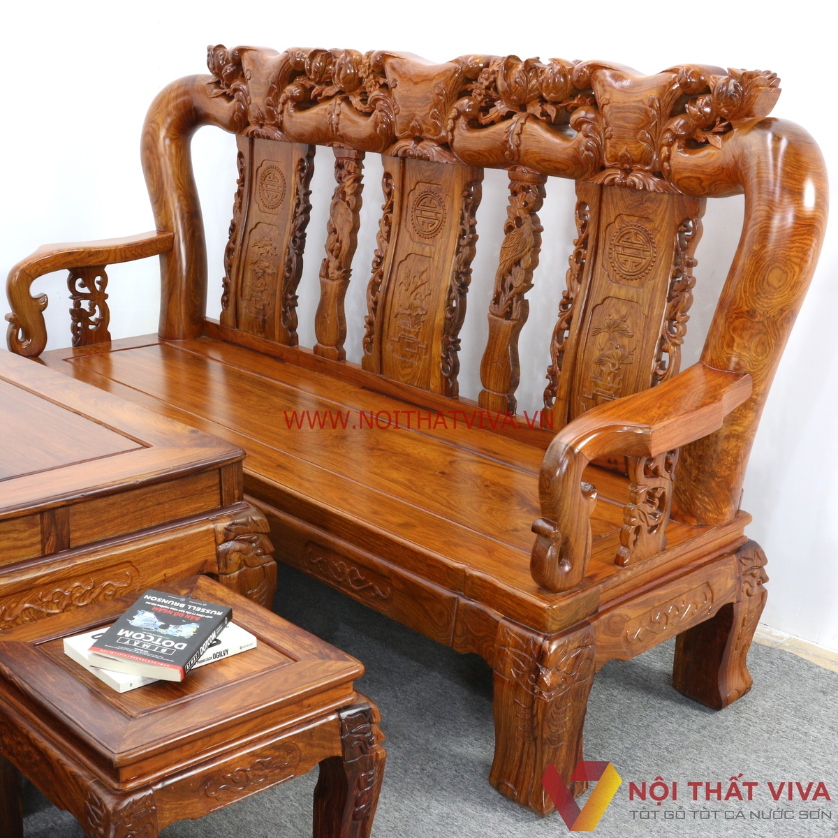 Bộ Bàn Ghế Salon Gỗ Hương Vân Tay 14 Chạm Đào 6 Món Cao Cấp