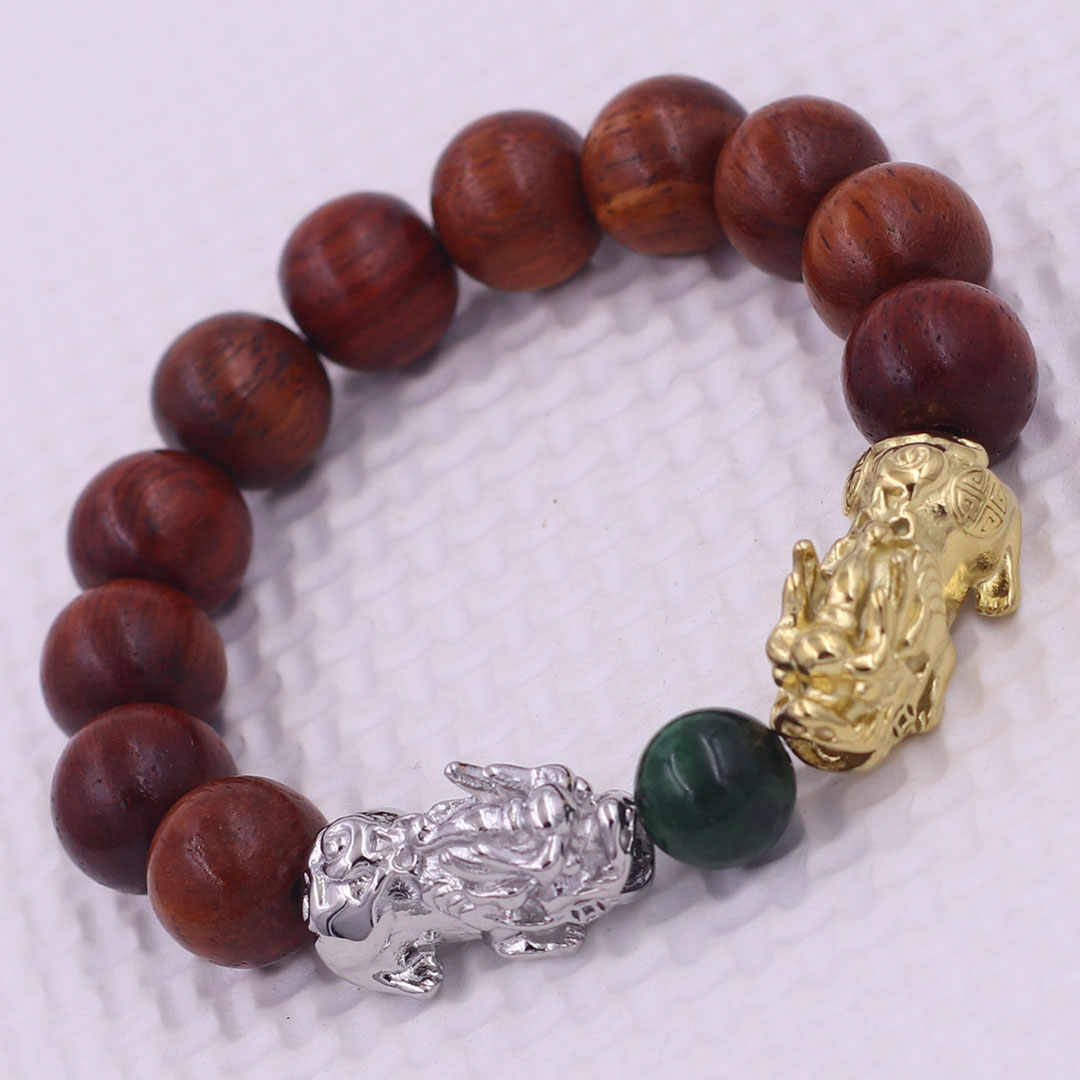Vòng chuỗi đeo tay gỗ đỏ 12 ly charm tỳ hưu đôi inox trắng và vàng, vòng chuỗi phong thủy, charm tỳ hưu, vòng tay hạt chuỗi