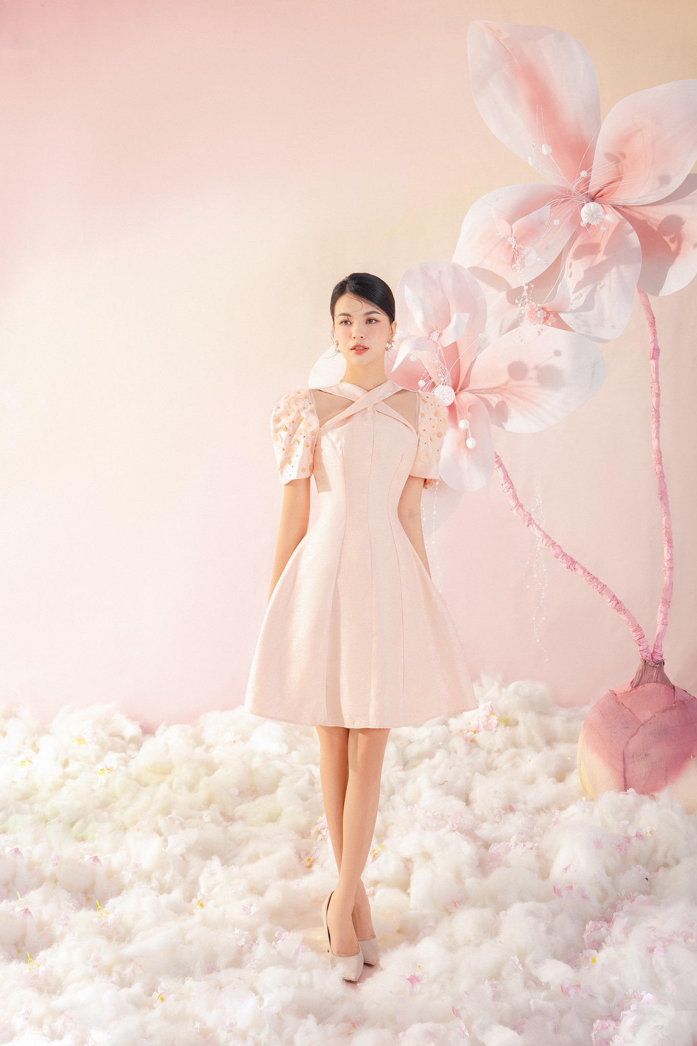 OLV - Đầm Gabi Cutout Embro Dress