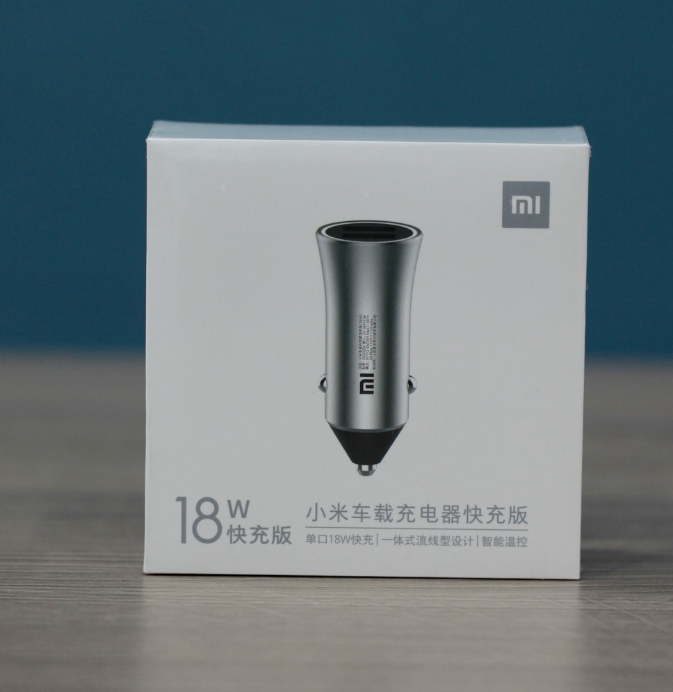 Củ sạc nhanh oto 2 USB Xiaomi CC05ZM (18W) - Hàng Chính Hãng