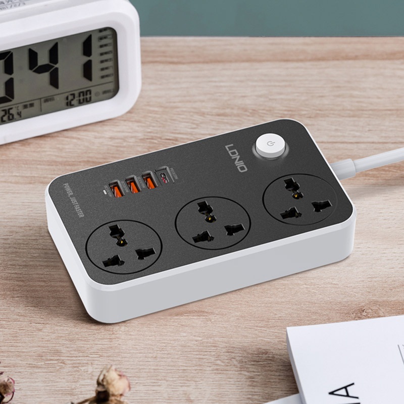 Ổ cắm điện đa năng 7 in 1 hỗ trợ sạc nhanh 38W PD 20W tổng công suất 2500W ra 3 ổ cắm 3 chân, 1 PD Type C 20W và 3 USB QC 3.0 18W hiệu LDNIO SC3412
