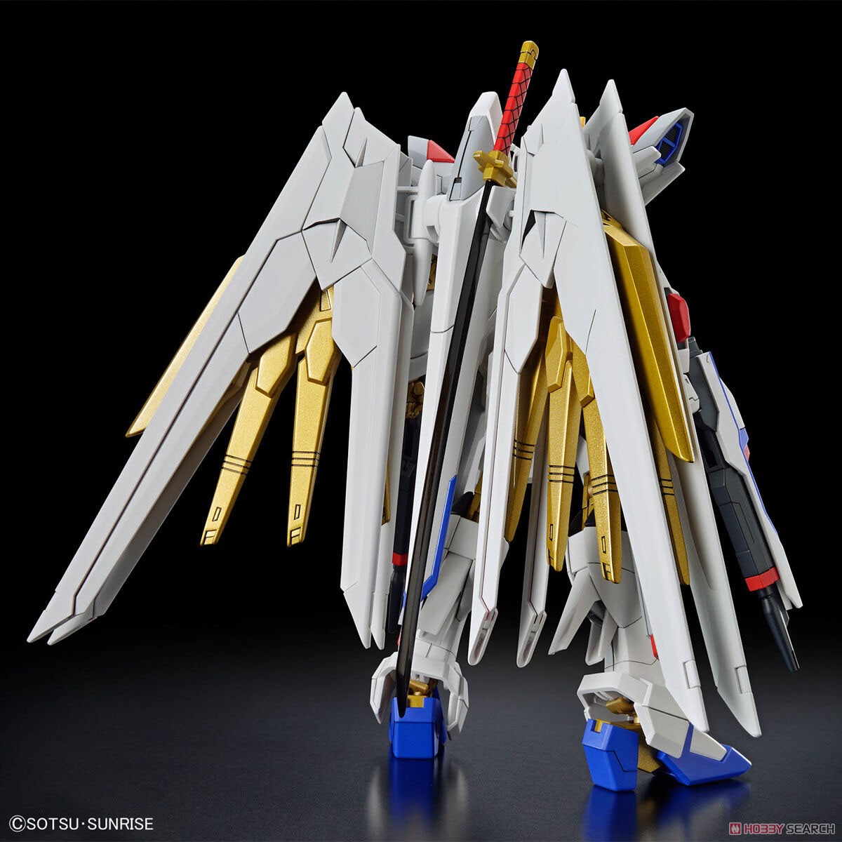 MÔ HÌNH LẮP RÁP MIGHTY STRIKE FREEDOM GUNDAM HG SEED 1/144 BANDAI