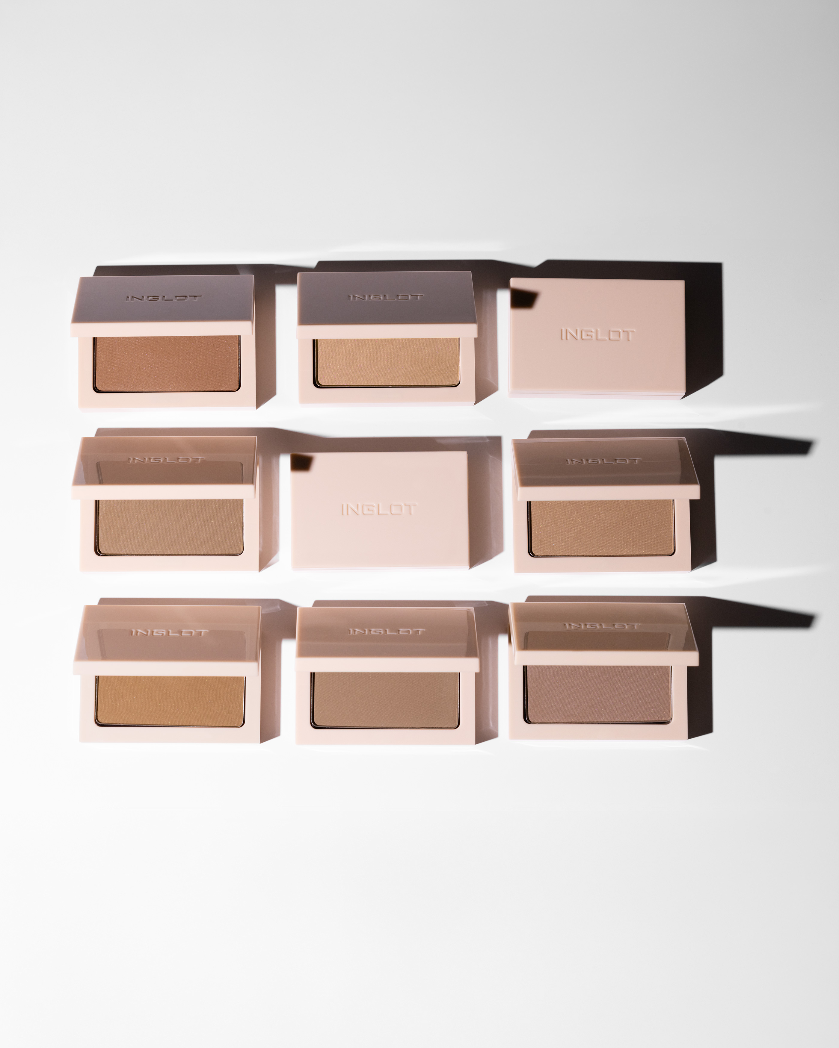 Hộp đựng lõi phấn có gương đế nam châm 2 ô Inglot Freedom System Flexi Palette