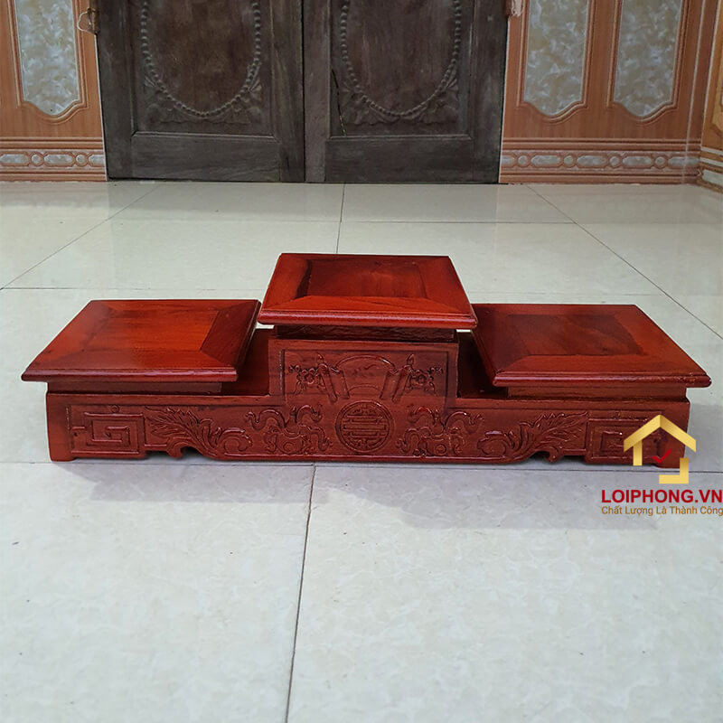Tam cấp để bát hương bằng gỗ hương mặt vuông đẹp bền và chắc chắn