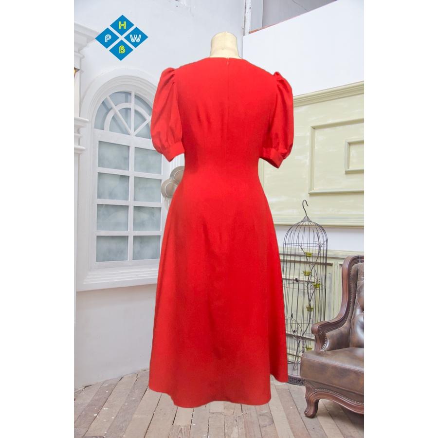 Đầm đỏ dài cổ tim tay lỡ
