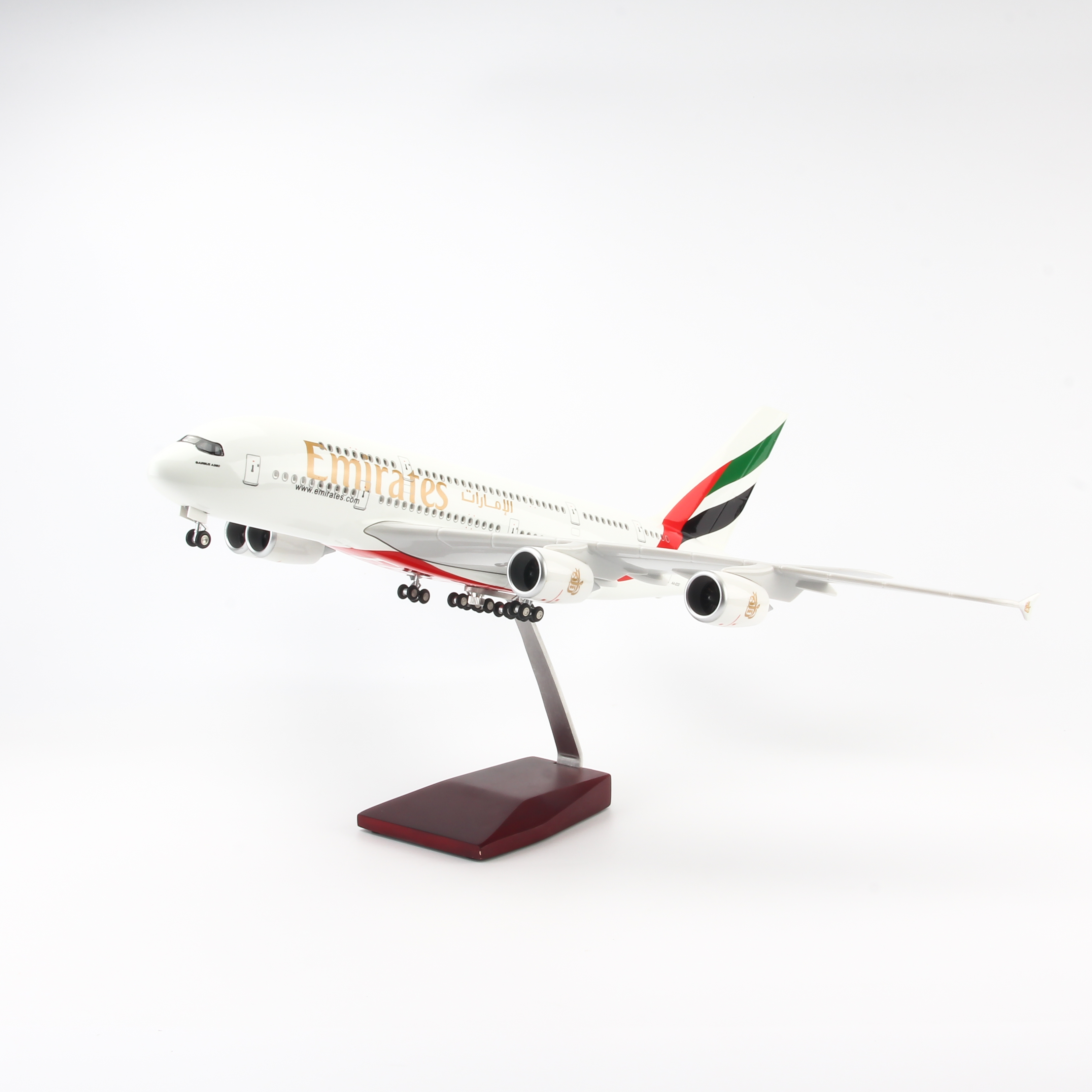 Mô hình máy bay Emirates Airbus A380 lắp ráp có đèn 47cm MBMH46