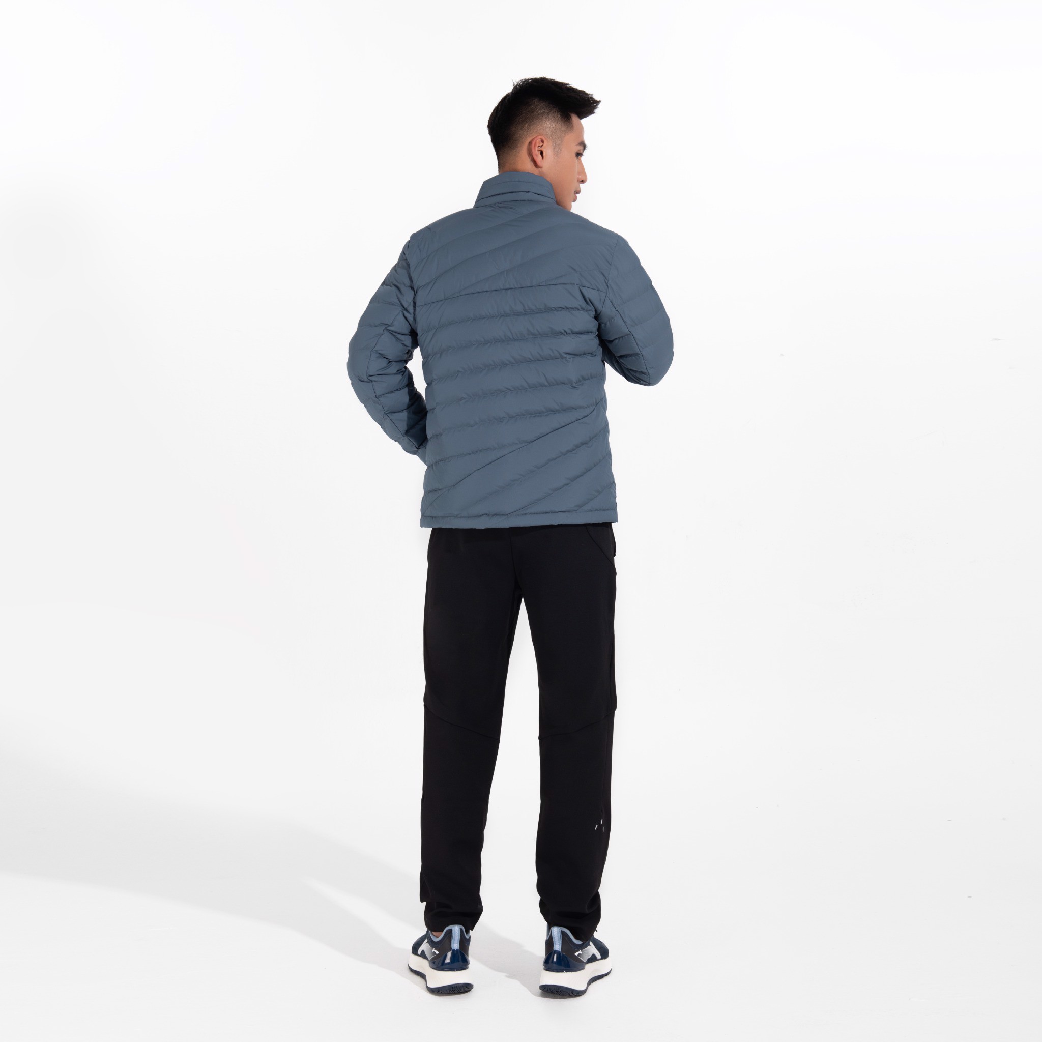 Áo Khoác Lông Vũ Thể Thao Nam Li-Ning AYMS215-1