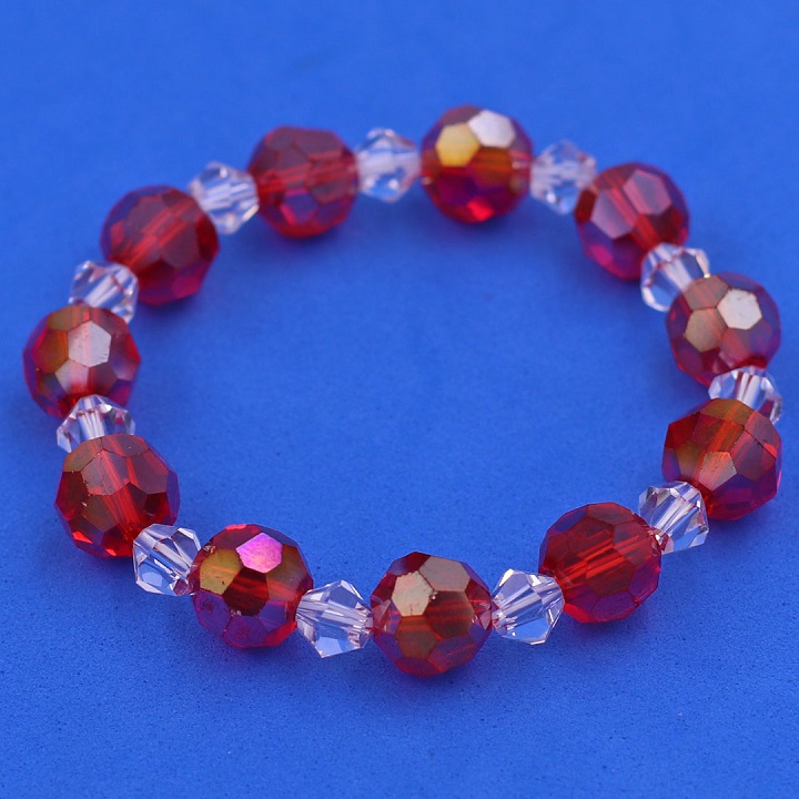 Vòng tay pha lê đỏ giác 10 ly pha lê giác trắng CTFLOGFLGTR10