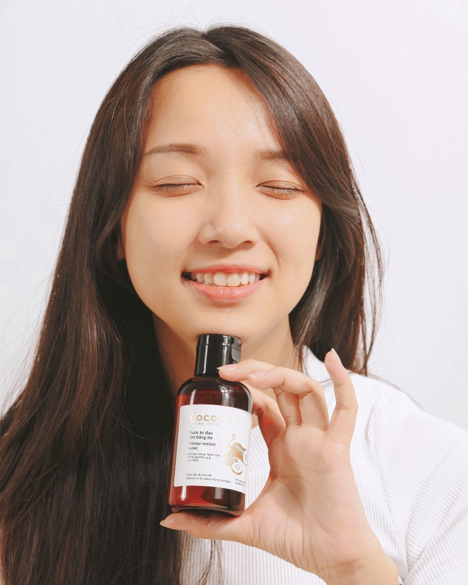 Nước bí đao cân bằng da giảm dầu và mụn Cocoon Winter Melon Toner