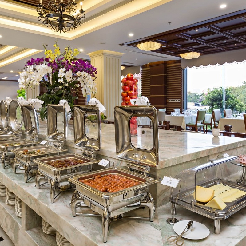 DLG Hotel 5* Đà Nẵng - Đối Diện Biển, Buffet Sáng, 02 Hồ Bơi Vô Cực, Vị Trí Thuận Tiện