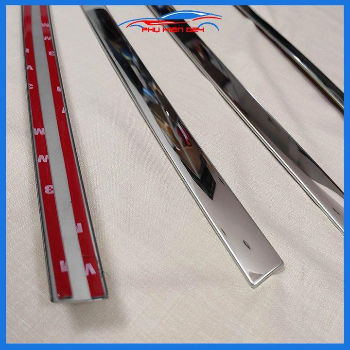 Bộ nẹp viền chân kính inox Innova 2006-2007-2008-2009-2010-2011-2012-2013-2014-2015