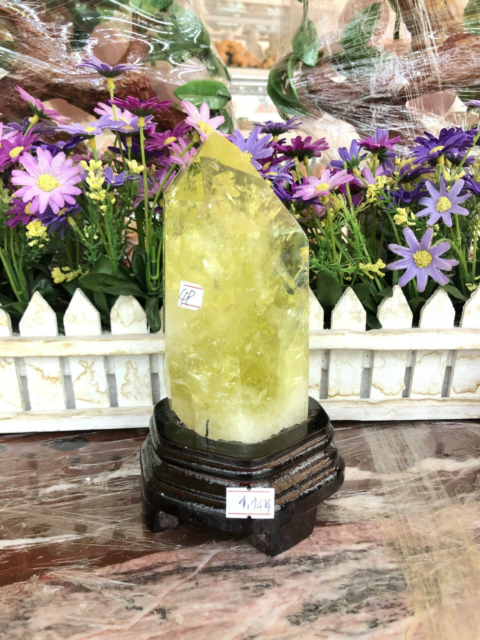 Trụ đá phong thủy trấn trạch đá thạch anh vàng citrine