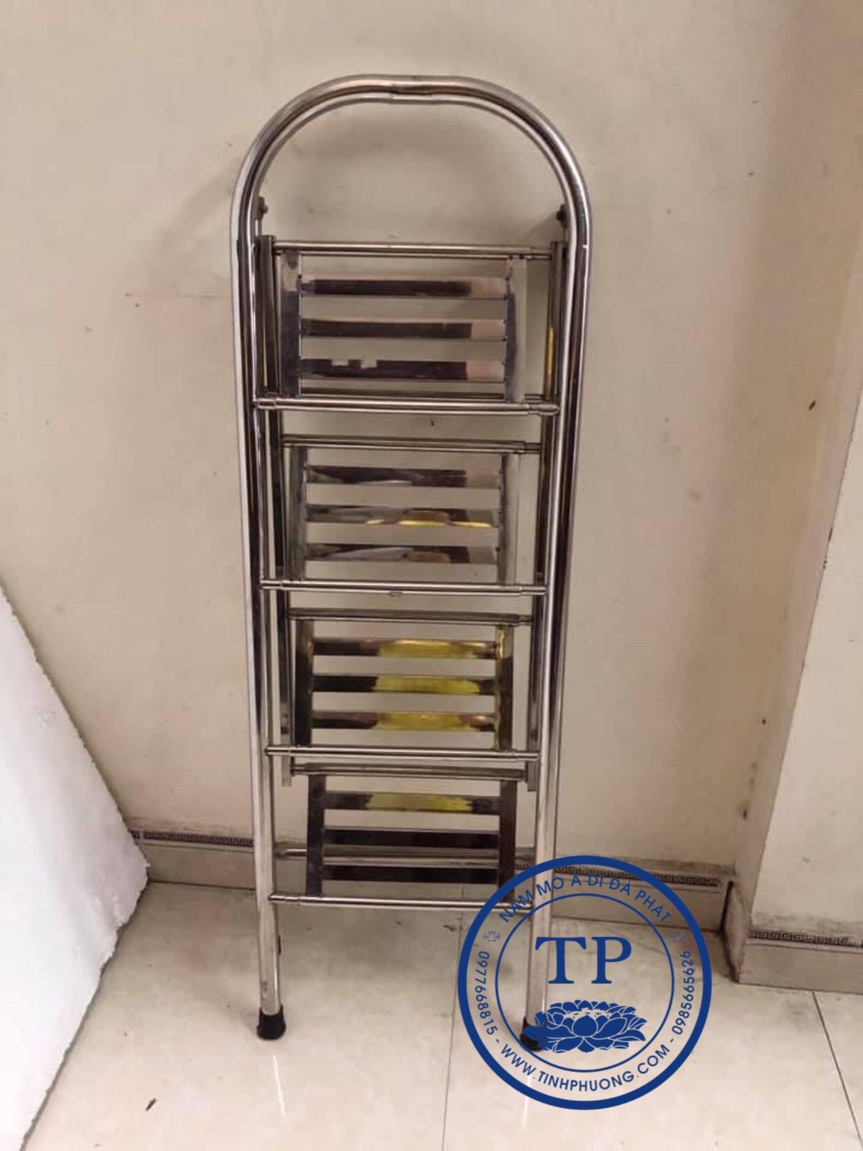 THANG THẮP NHANG,THẮP HƯƠNG BẰNG INOX GẤP GỌN ( THANG 4 BẬC ) KH18255