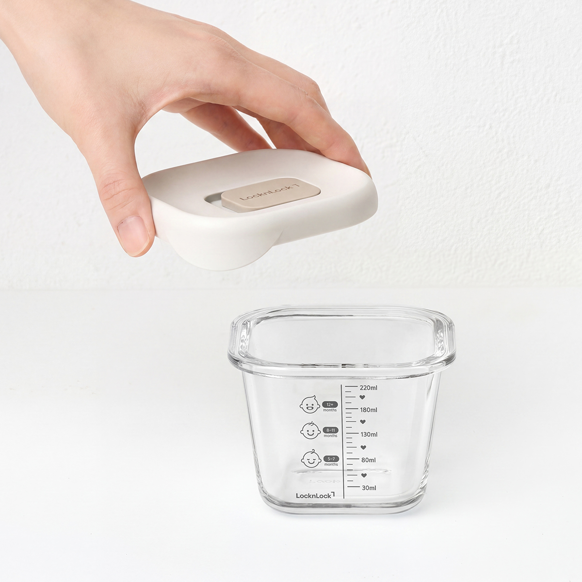 Bộ 3 Hộp Thủy Tinh Đựng Thức Ăn Dặm Cho Bé LocknLock LLG1031S3IVY Có Nắp Silicon, Vạch Chia - Hàng Chính Hãng - JoyMall